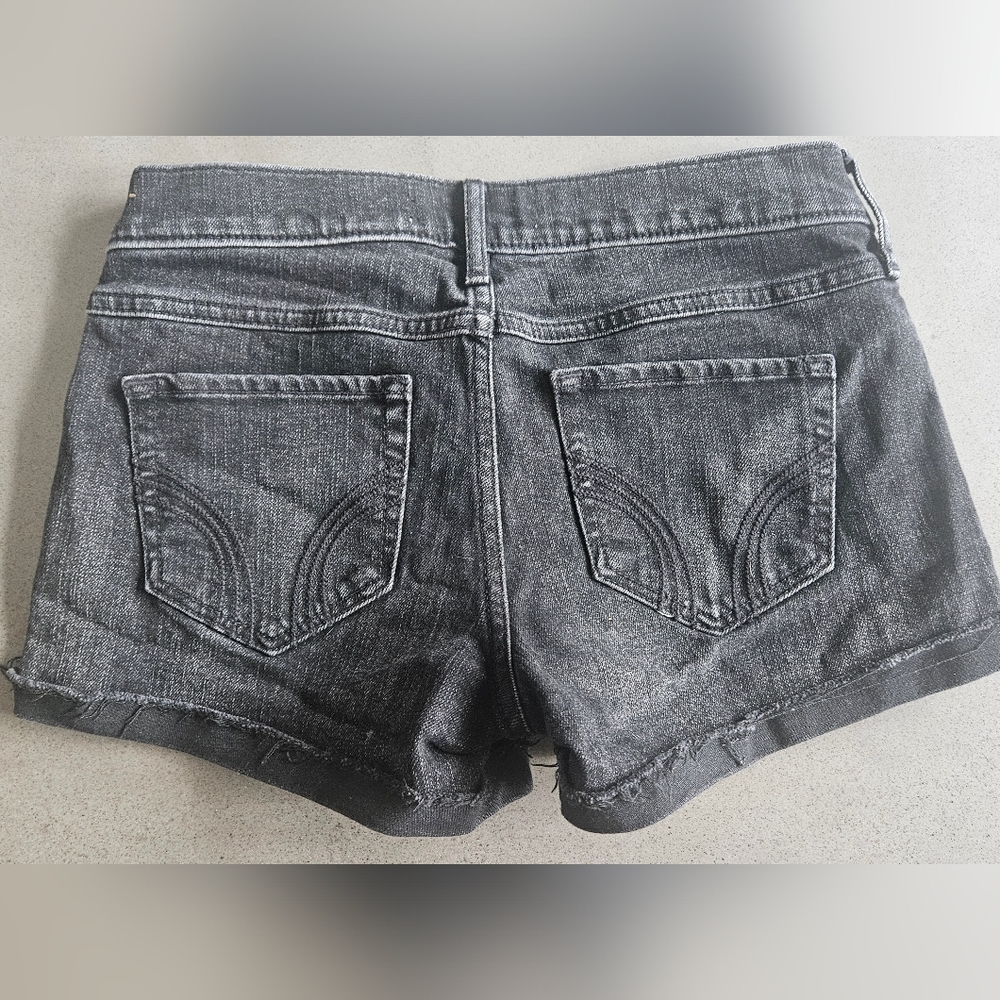 Hollister Black Denim Jean Shorts - Picture 2 of 3